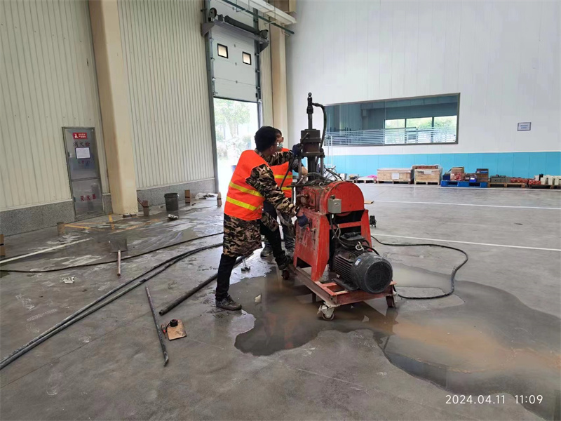 江源厂房地面下沉塌陷注浆加固施工